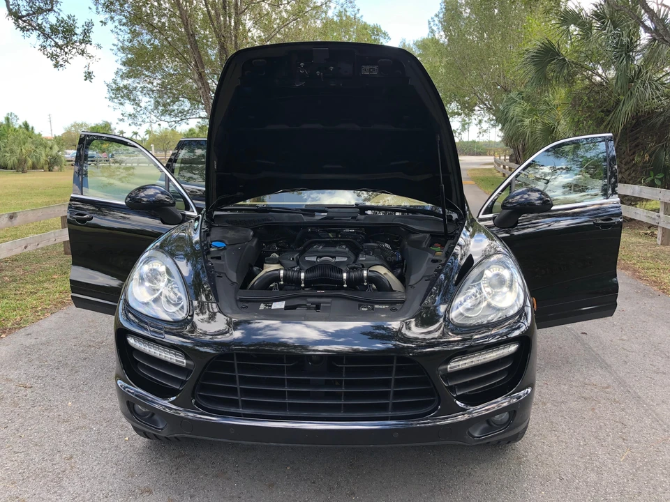 2013 Porsche 958 Cayenne Turbo - Image 8 of 31