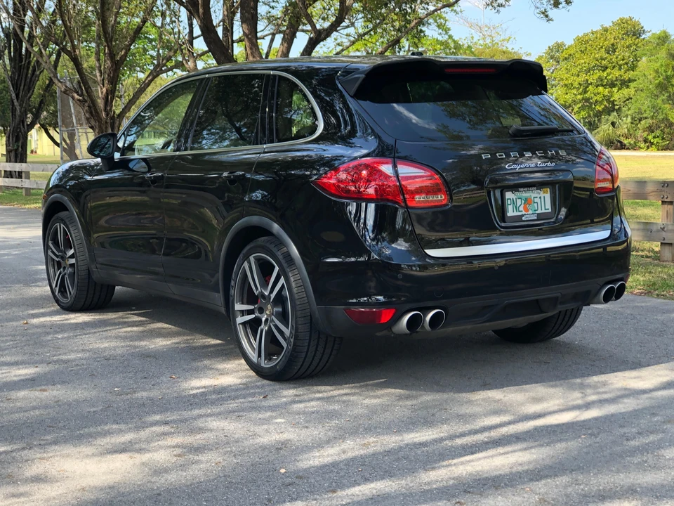 2013 Porsche 958 Cayenne Turbo - Image 16 of 31