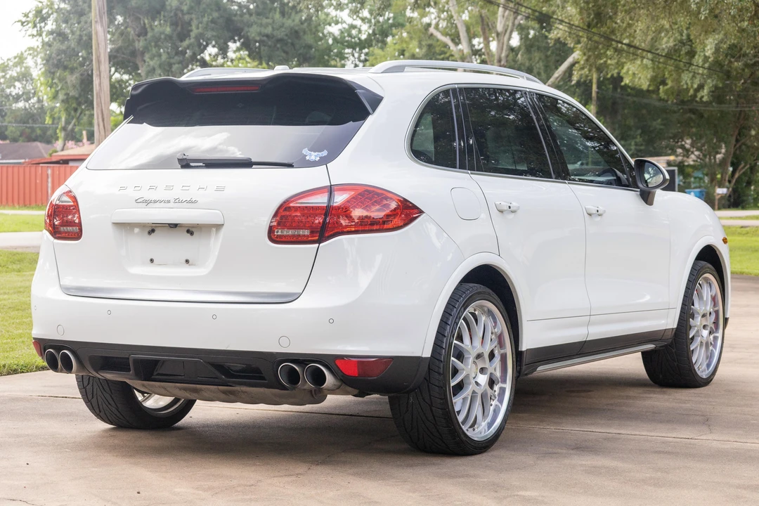 2013 Porsche 958 Cayenne Turbo - Image 7 of 31