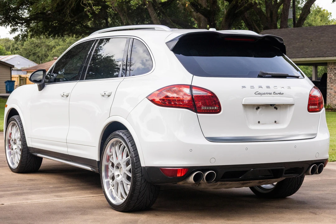 2013 Porsche 958 Cayenne Turbo - Image 4 of 31