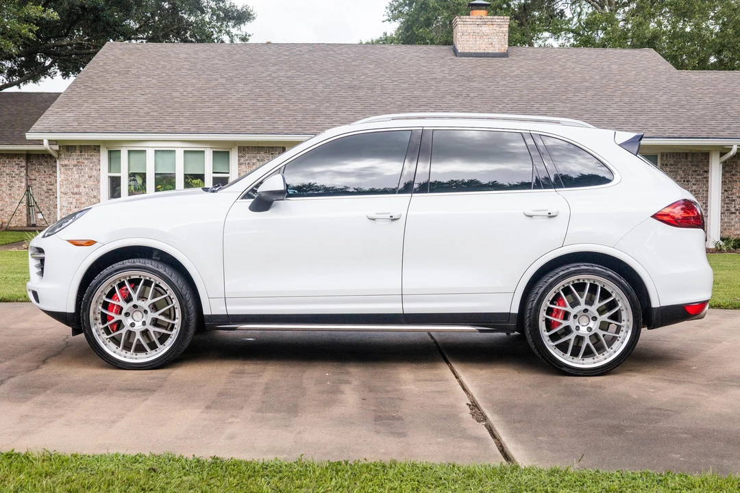 2013 Porsche 958 Cayenne Turbo - Image 6 of 31