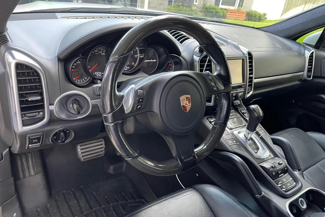 2013 Porsche 958 Cayenne Turbo - Image 29 of 31