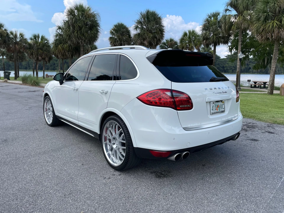 2013 Porsche 958 Cayenne Turbo - Image 13 of 31