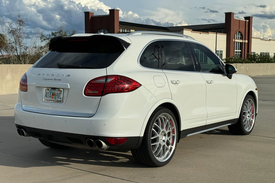 2013 Porsche 958 Cayenne Turbo - Image 4 of 31