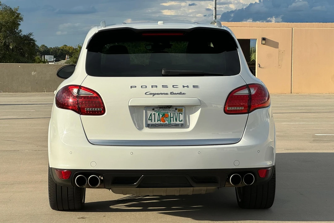 2013 Porsche 958 Cayenne Turbo - Image 5 of 31