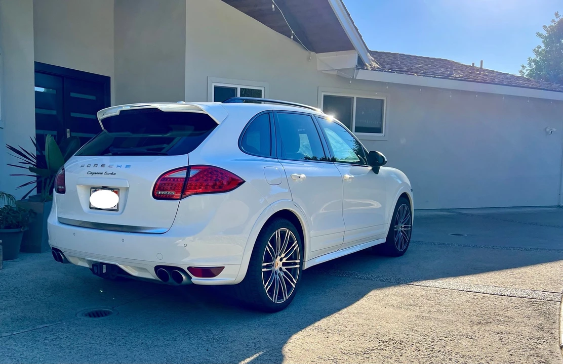 2013 Porsche 958 Cayenne Turbo - Image 4 of 15