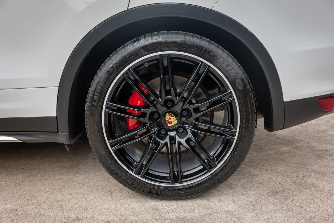 2013 Porsche 958 Cayenne Turbo - Image 20 of 31