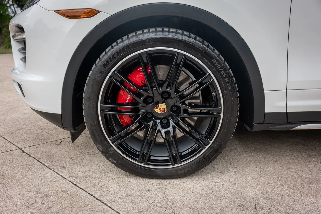 2013 Porsche 958 Cayenne Turbo - Image 21 of 31