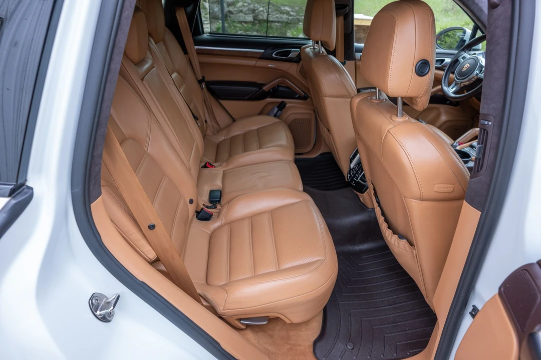 2013 Porsche 958 Cayenne Turbo - Image 7 of 31