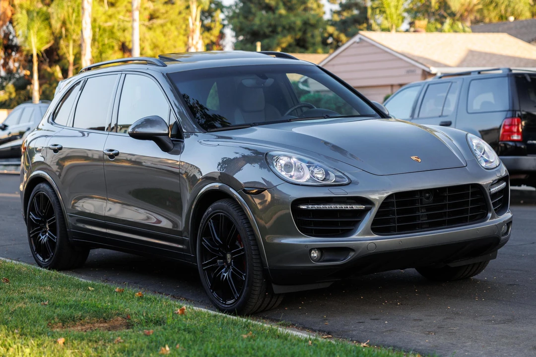 2013 Porsche 958 Cayenne Turbo - Image 3 of 31