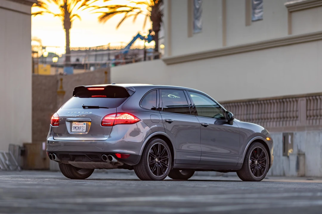 2013 Porsche 958 Cayenne Turbo - Image 25 of 31