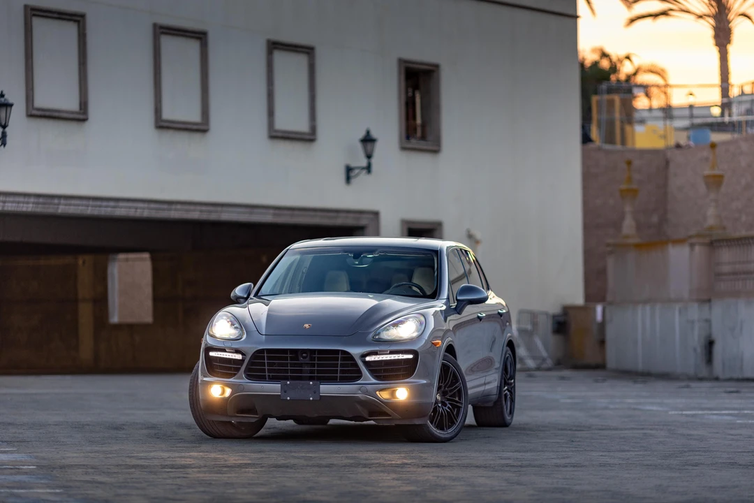 2013 Porsche 958 Cayenne Turbo - Image 12 of 31