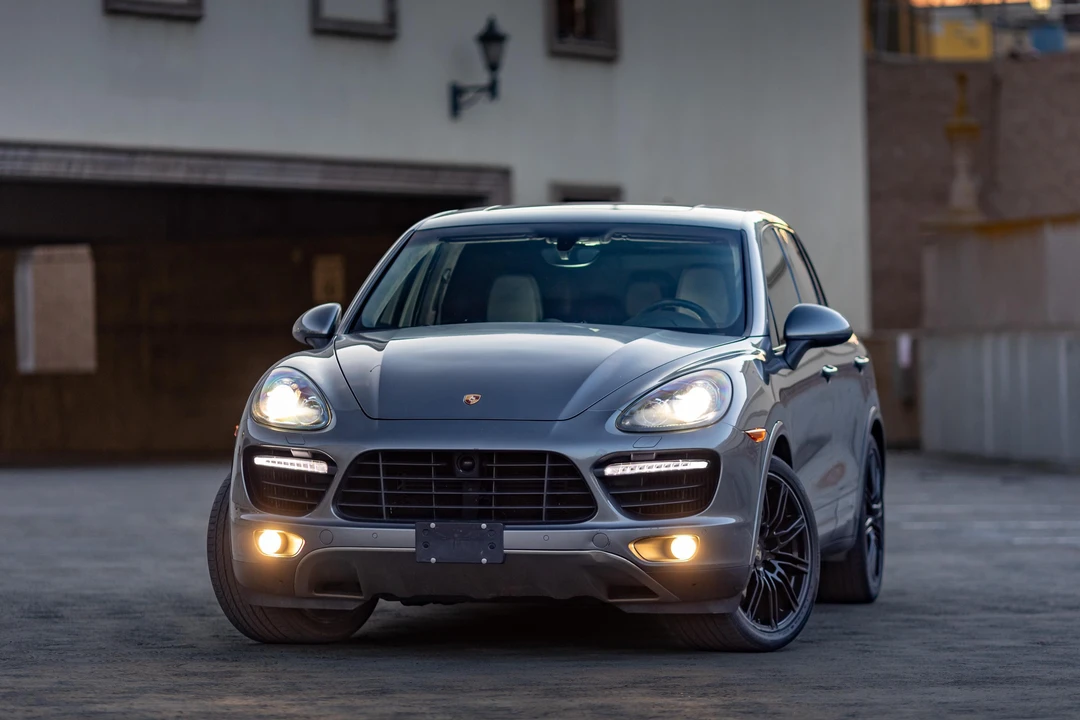 2013 Porsche 958 Cayenne Turbo - Image 9 of 31