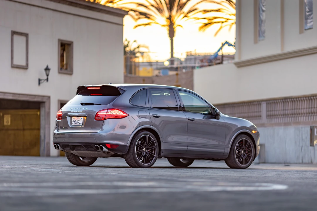 2013 Porsche 958 Cayenne Turbo - Image 26 of 31