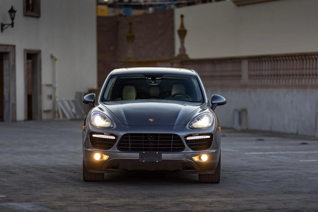2013 Porsche 958 Cayenne Turbo - Image 7 of 31