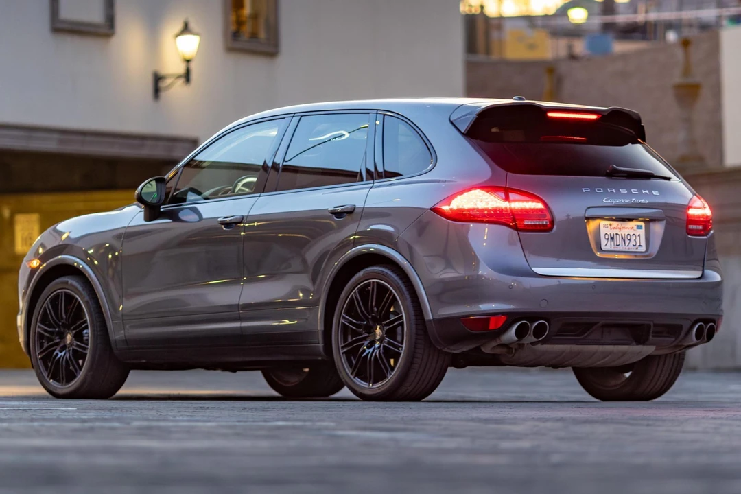 2013 Porsche 958 Cayenne Turbo - Image 4 of 31