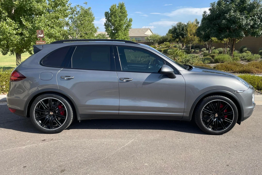 2013 Porsche 958 Cayenne Turbo - Image 3 of 31