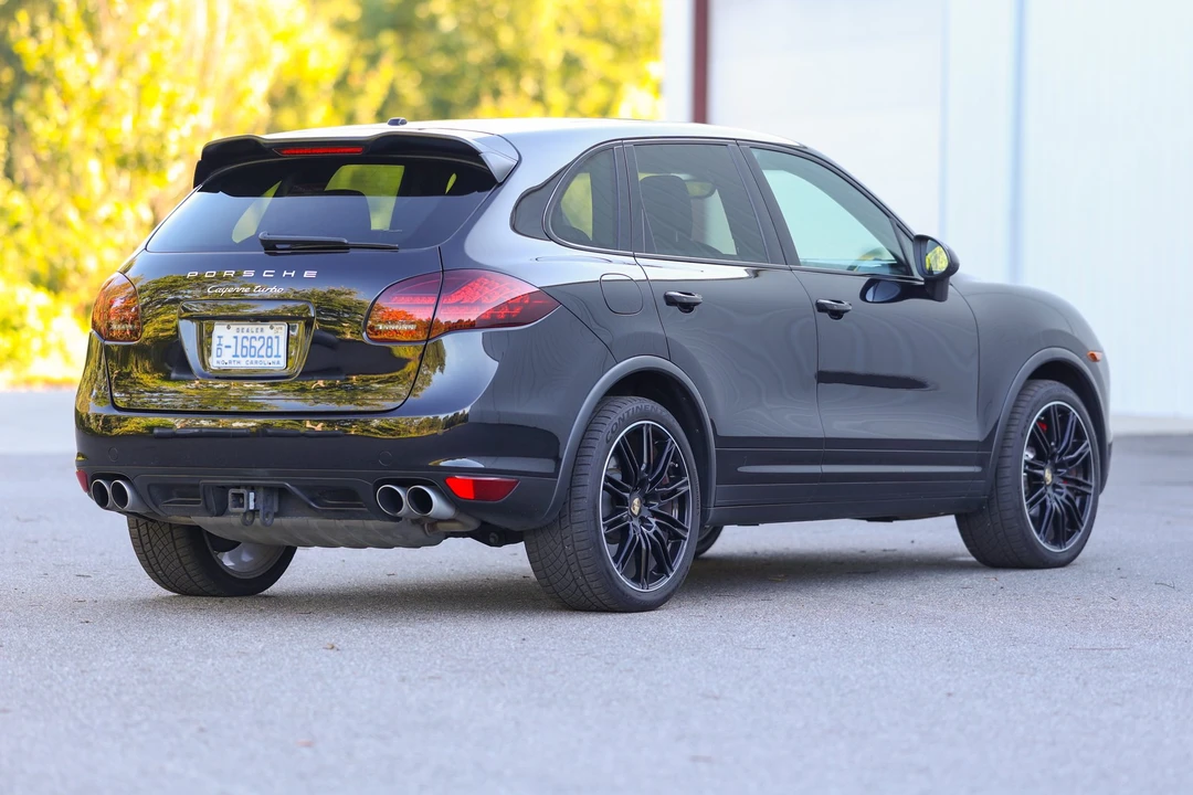 2013 Porsche 958 Cayenne Turbo - Image 25 of 31