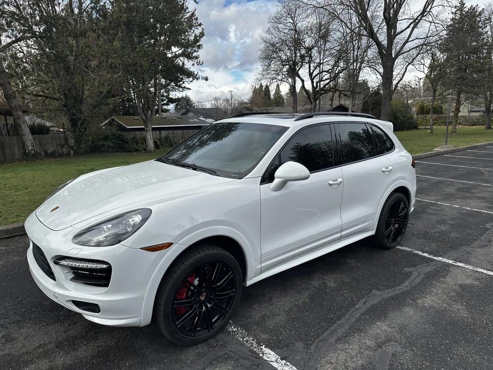 2013 Porsche 958 Cayenne Turbo - Image 3 of 31