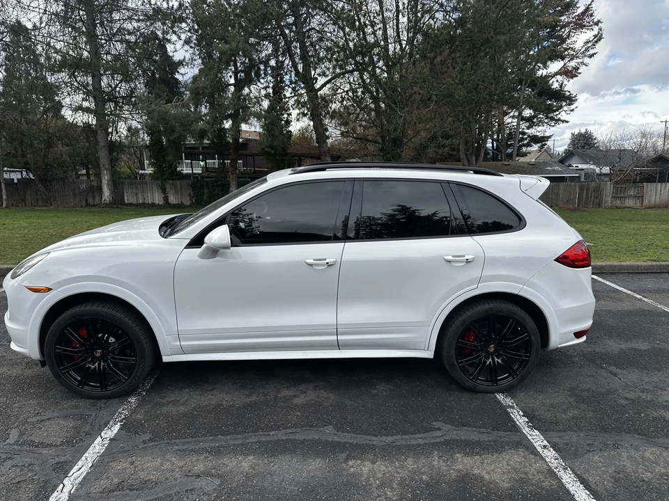 2013 Porsche 958 Cayenne Turbo - Image 8 of 31