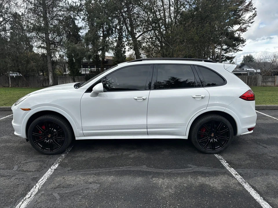 2013 Porsche 958 Cayenne Turbo - Image 6 of 31
