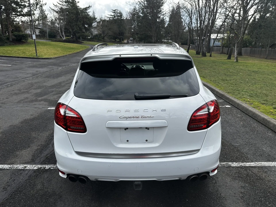 2013 Porsche 958 Cayenne Turbo - Image 18 of 31