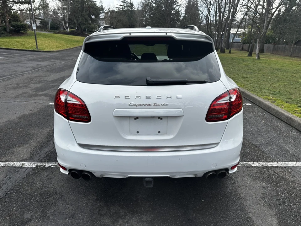 2013 Porsche 958 Cayenne Turbo - Image 16 of 31
