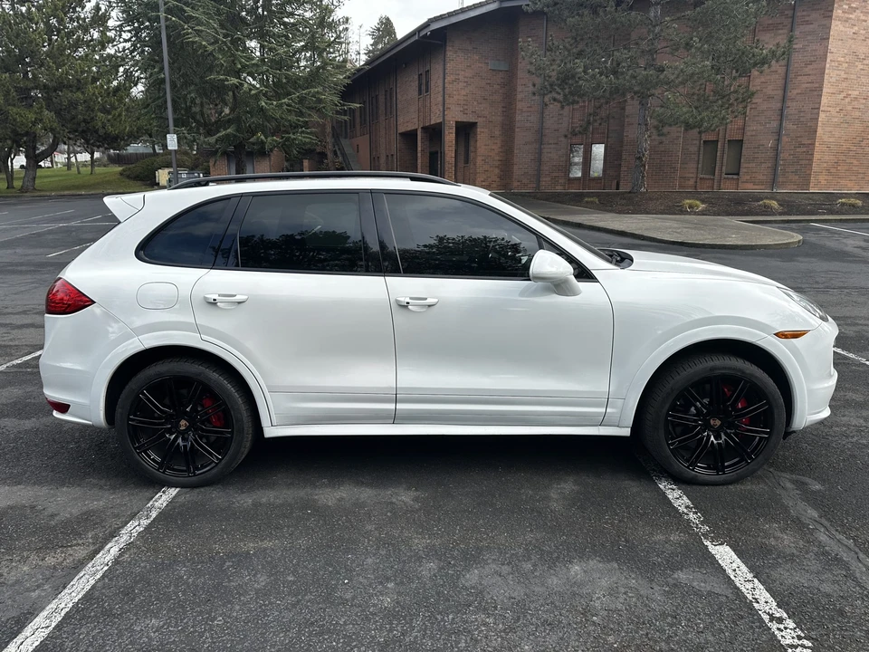 2013 Porsche 958 Cayenne Turbo - Image 26 of 31