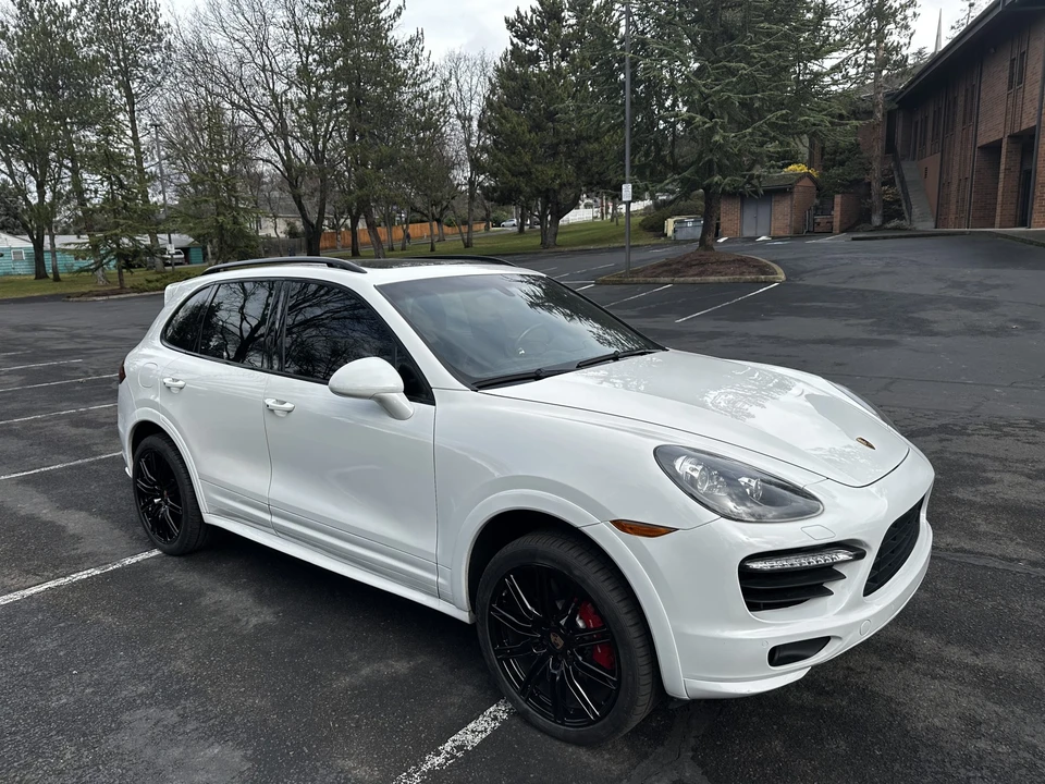 2013 Porsche 958 Cayenne Turbo - Image 28 of 31