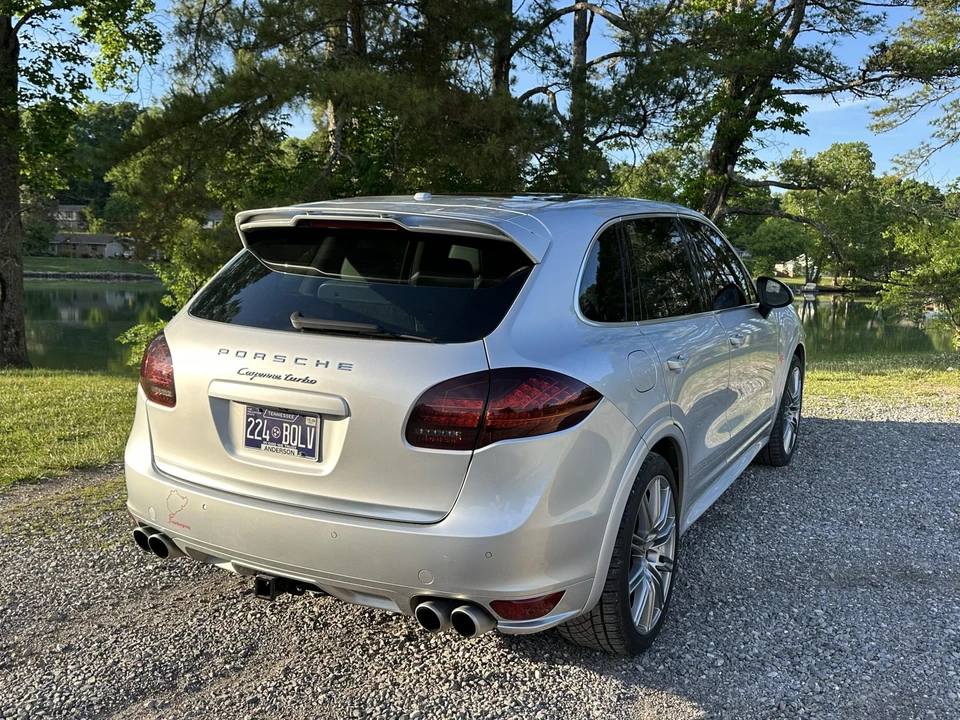 2013 Porsche 958 Cayenne Turbo - Image 24 of 31