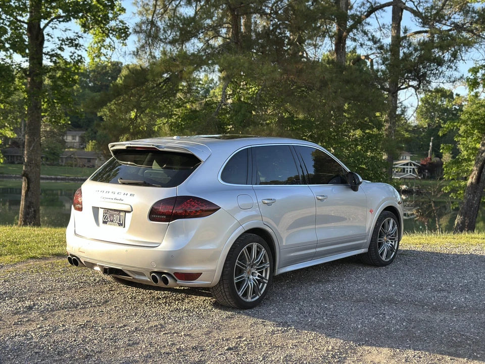 2013 Porsche 958 Cayenne Turbo - Image 28 of 31