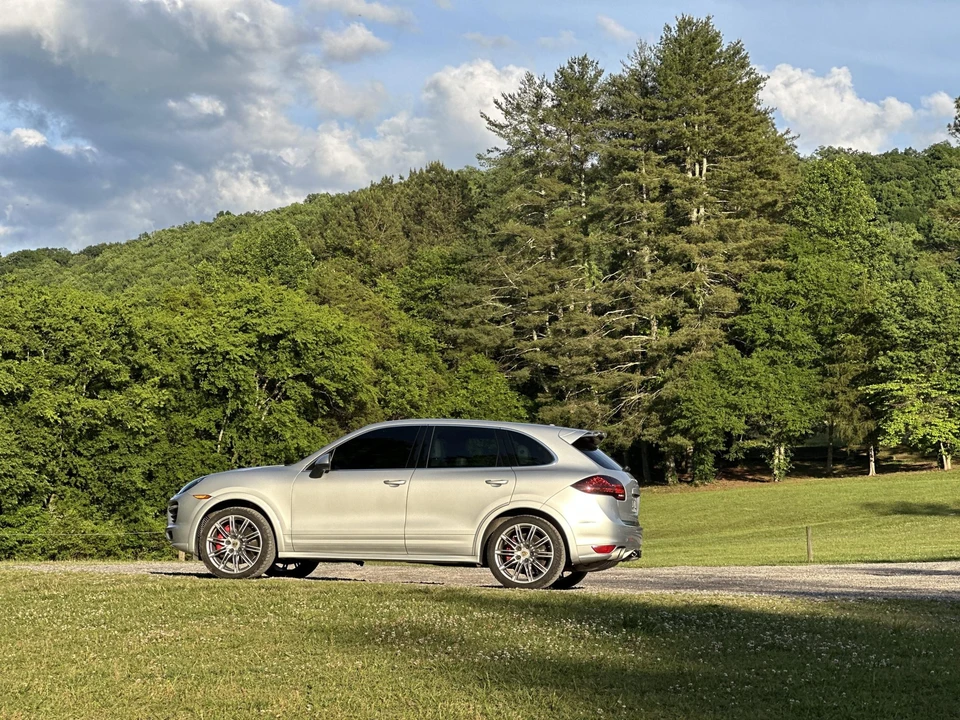 2013 Porsche 958 Cayenne Turbo - Image 11 of 31