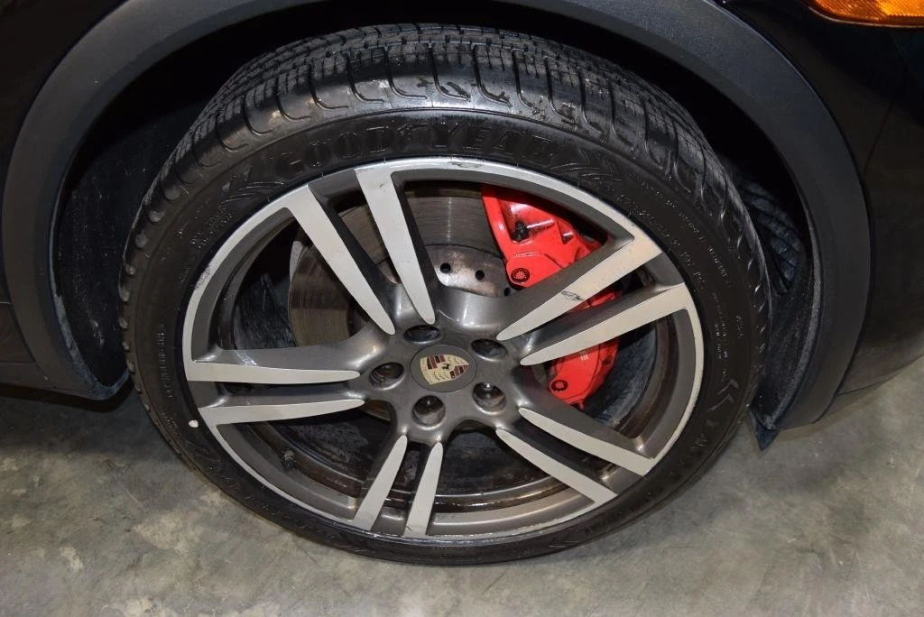 2013 Porsche 958 Cayenne Turbo - Image 10 of 21