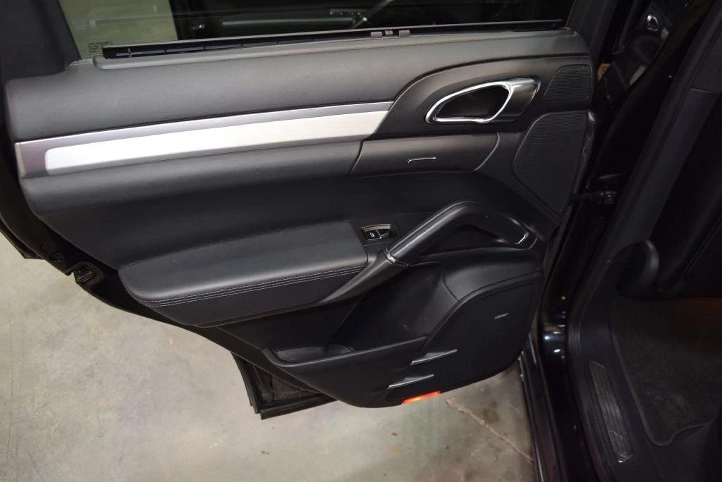 2013 Porsche 958 Cayenne Turbo - Image 18 of 21