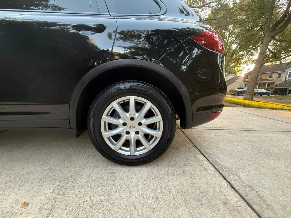 2013 Porsche 958 Cayenne - Image 24 of 31