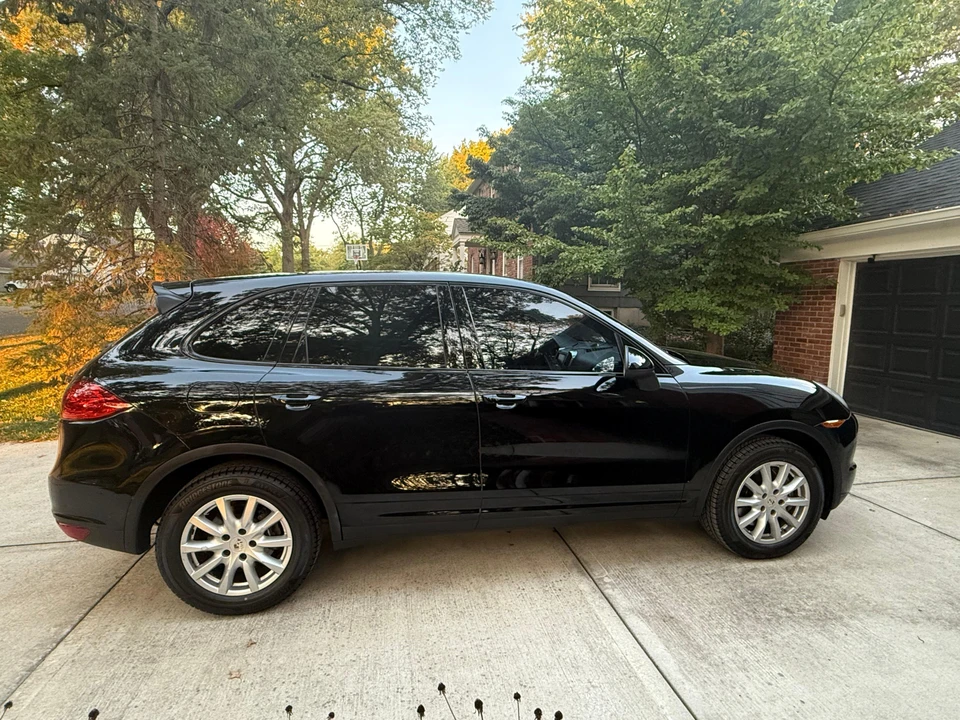 2013 Porsche 958 Cayenne - Image 11 of 31