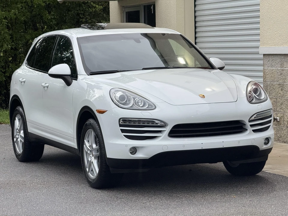 2013 Porsche 958 Cayenne - Image 18 of 31
