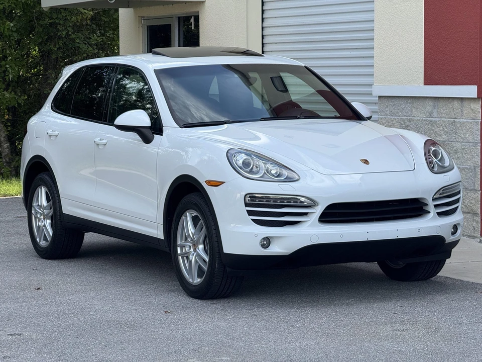 2013 Porsche 958 Cayenne - Image 17 of 31