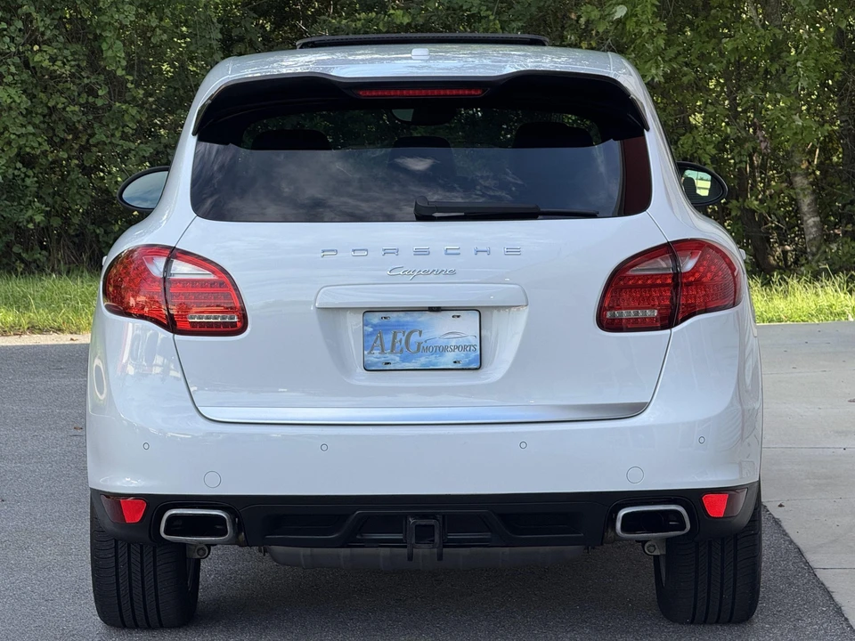 2013 Porsche 958 Cayenne - Image 11 of 31