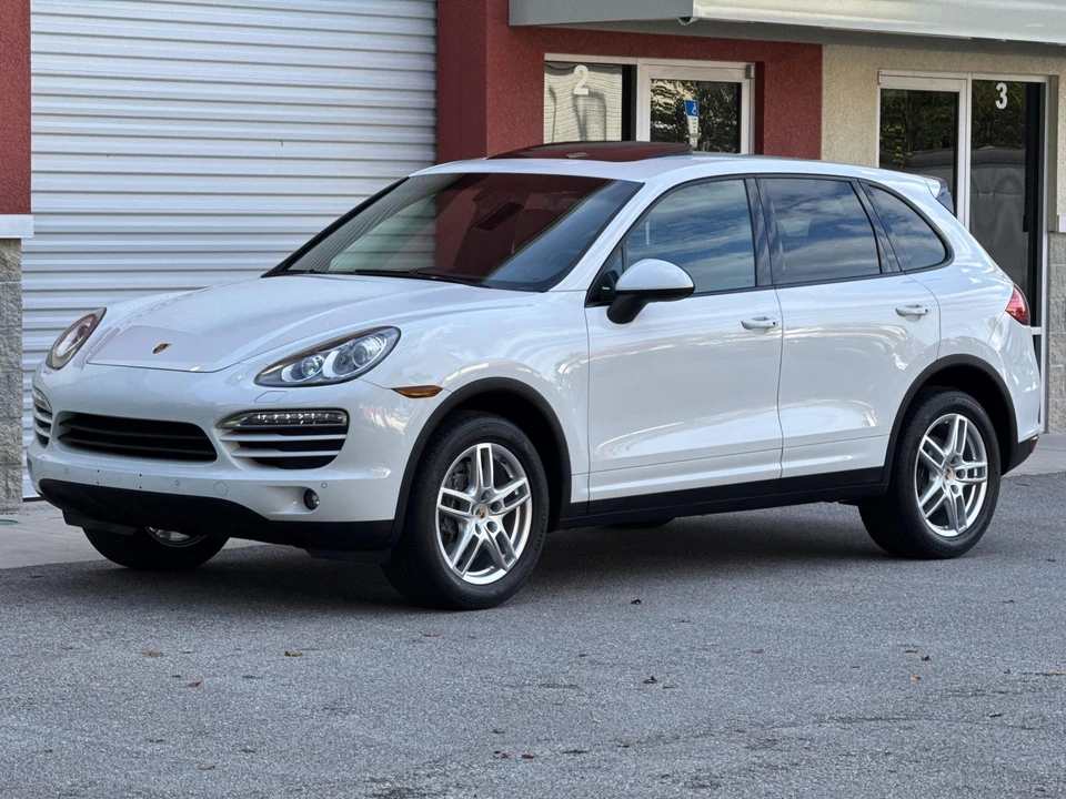 2013 Porsche 958 Cayenne - Image 4 of 31