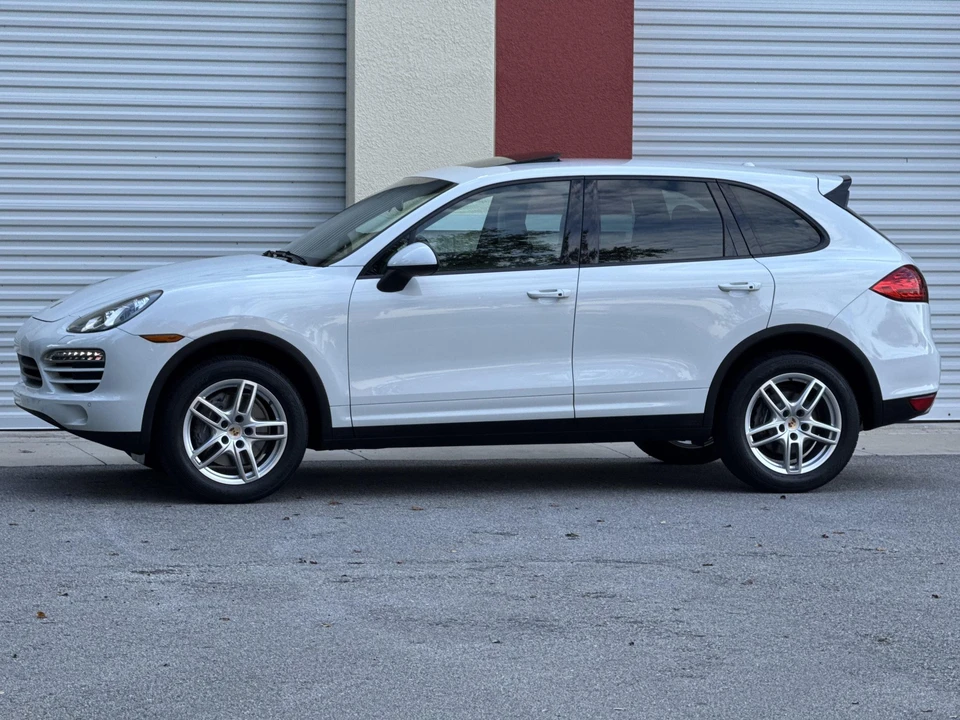 2013 Porsche 958 Cayenne - Image 5 of 31