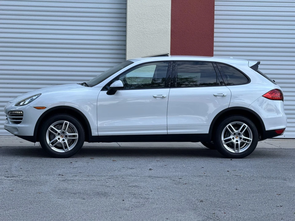 2013 Porsche 958 Cayenne - Image 7 of 31