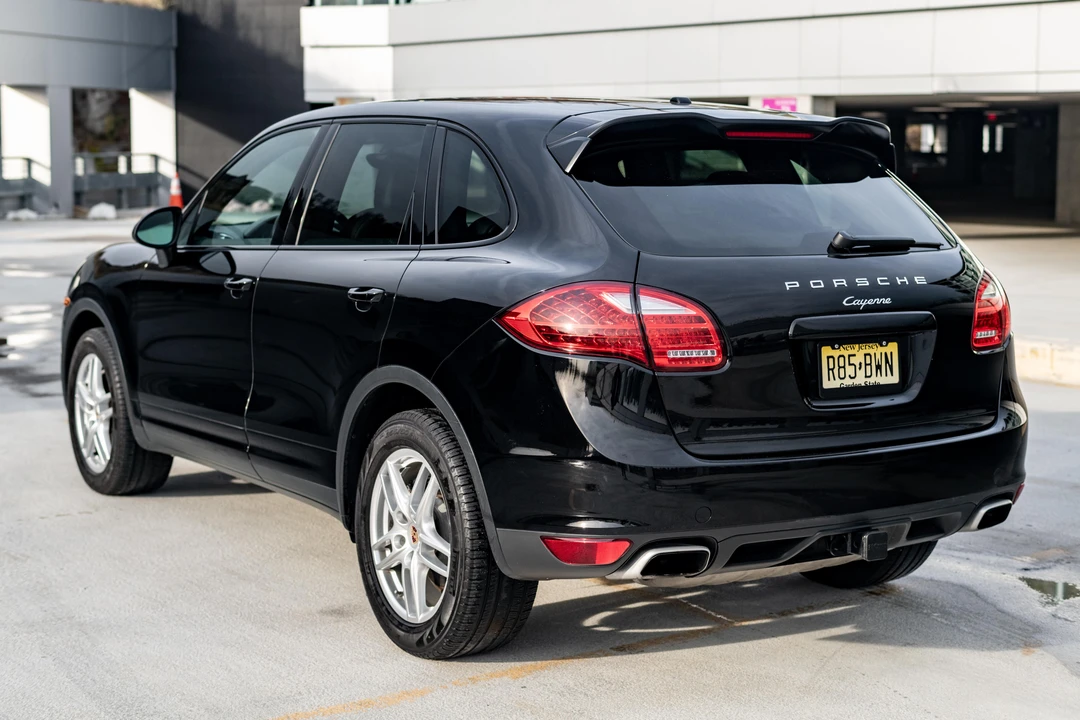 2013 Porsche 958 Cayenne - Image 4 of 31
