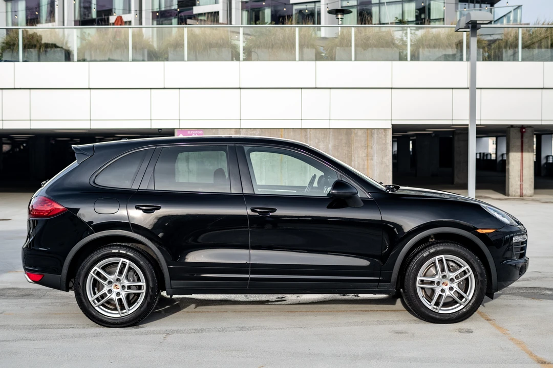 2013 Porsche 958 Cayenne - Image 11 of 31
