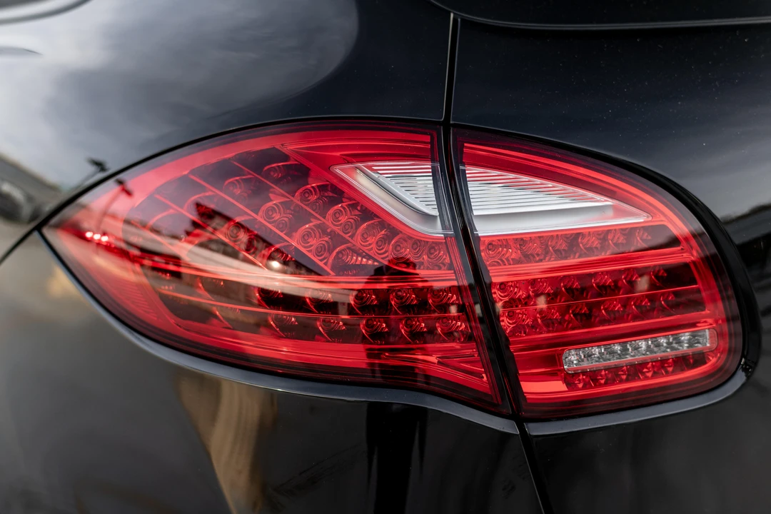 2013 Porsche 958 Cayenne - Image 22 of 31