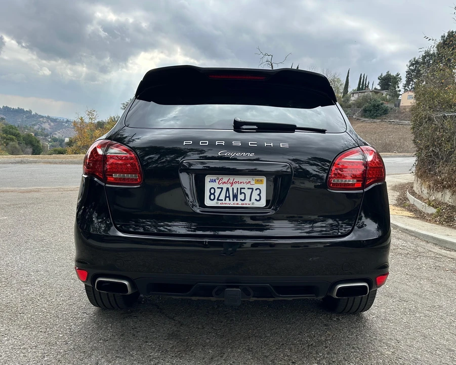 2013 Porsche 958 Cayenne - Image 10 of 31