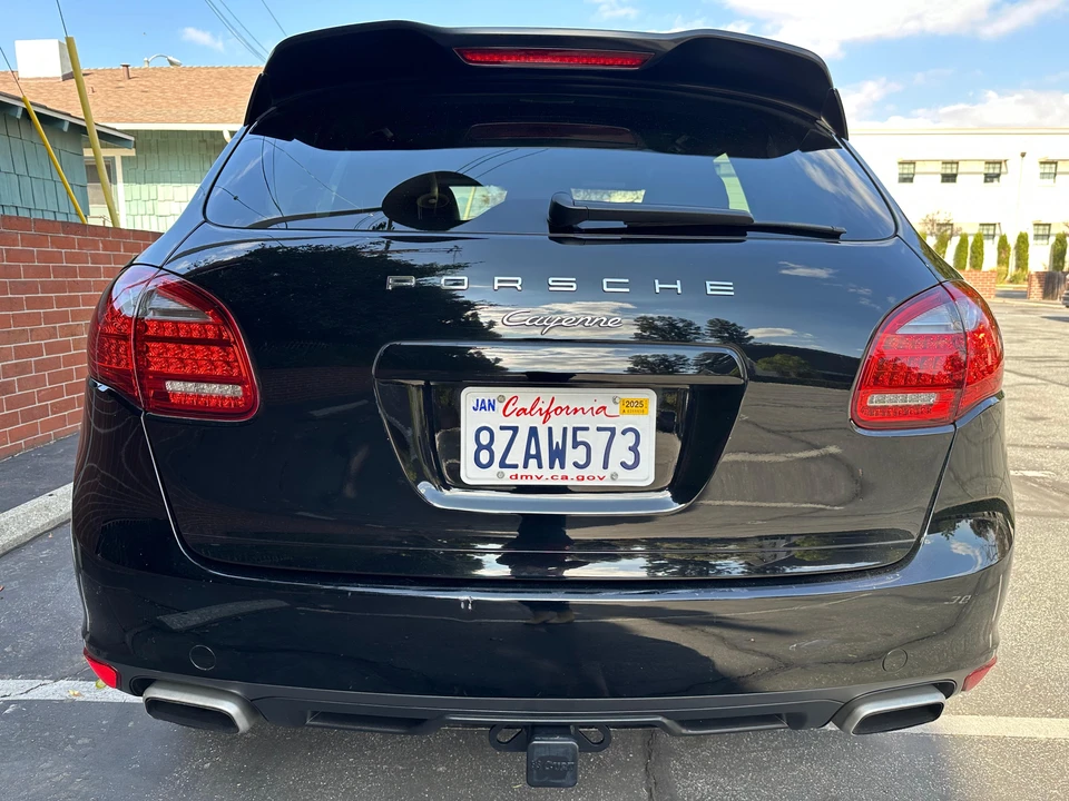 2013 Porsche 958 Cayenne - Image 9 of 31