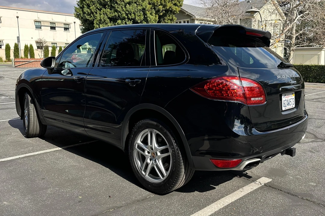 2013 Porsche 958 Cayenne - Image 4 of 31