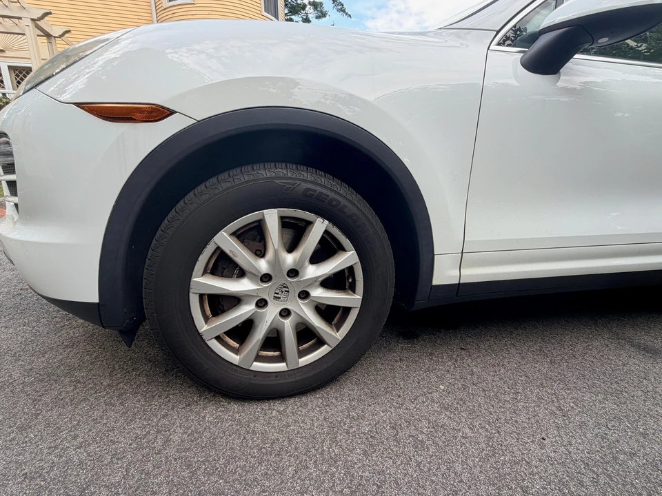 2013 Porsche 958 Cayenne - Image 14 of 31