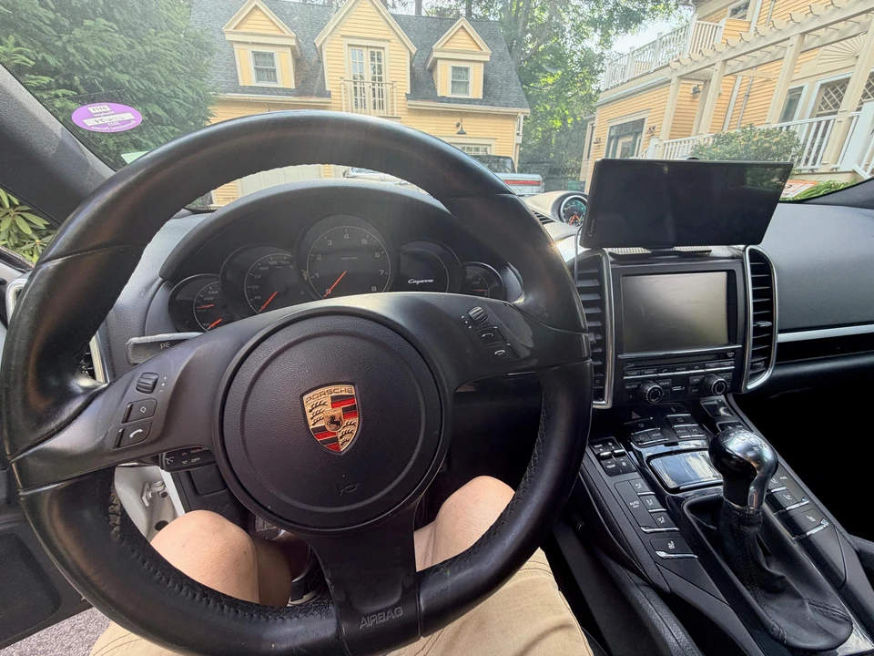 2013 Porsche 958 Cayenne - Image 25 of 31